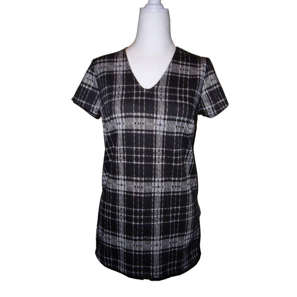 NWT Touch Me Black Plaid V-Neck Short Sleeve Top M